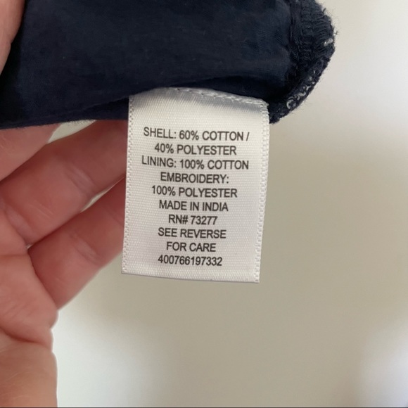 Croft & Barrow Navy Floral Tank Top. Size Small - Picture 6 of 6